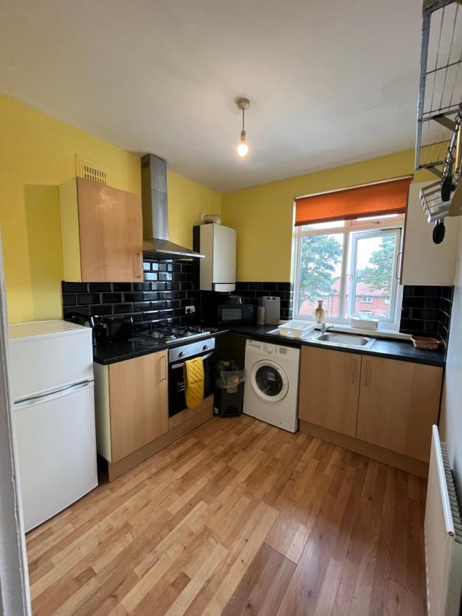 2 Bedroom Apartment, 5 Minutes From City Centre 뉴캐슬어폰타인 외부 사진